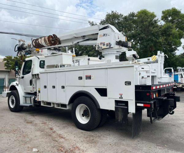 2012 FREIGHTLINER M2 106 4X4 ALTEC DM47BR DIGGER 004