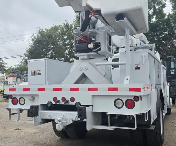 2012 FREIGHTLINER M2 BUCKET TRUCK ALTEC AL755 004