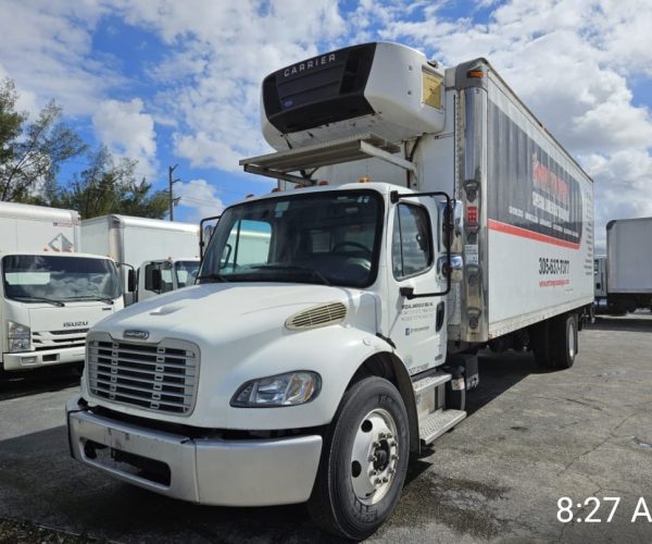 2012 FREIGHTLINER REFRIGERATED BOX TRUCK 26FT 001