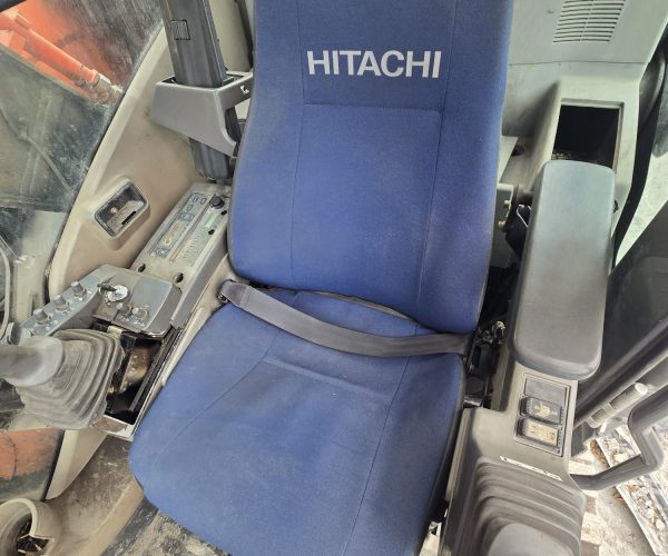 2012 HITACHI ZAXIS 240LC EXCAVATOR ENCLOSED CAB 011