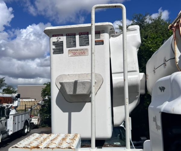 2012 INTERNATIONAL ALTEC AM55 60 FT DOUBLE MEN BUCKET & UTILITY TRUCK 015