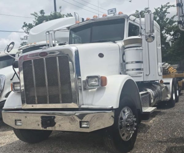2012 PETERBILT 367 FLATTOP W SINGLE BUNK 001