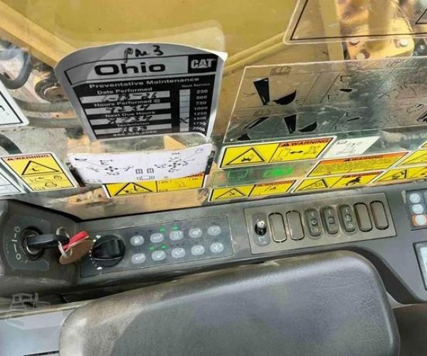2013 CATERPILLAR 320E EXCAVATOR ENCLOSED CAB AC 007