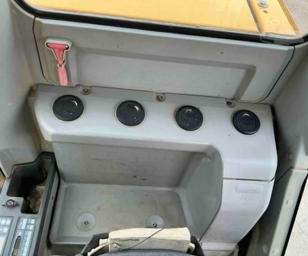 2013 CATERPILLAR 320E EXCAVATOR ENCLOSED CAB AC 010