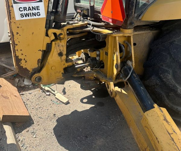 2013 CATERPILLAR CAT 420F BACKHOE ENCLOSED CAB AC EXTENDED CAB 007