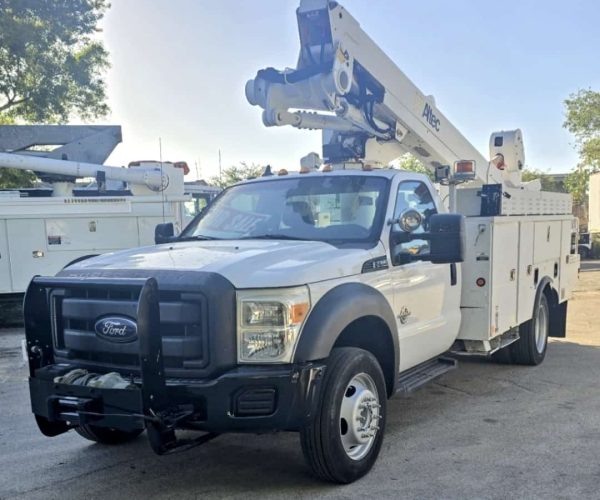 2013 FORD 550 ALTEC TA40 45FT W JIB 2 OUTRIGGERS 002