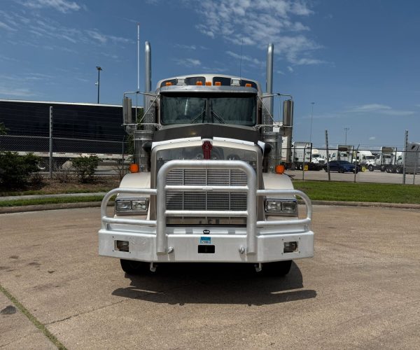2013 KENWORTH T800 005