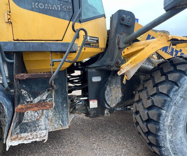 2013 KOMATSU WA380 WHEEL LOADER ENCLOSED CAB AC HEAT 006