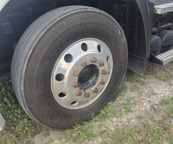 2013 MACK DUMP TRUCK TRI-AXLE STEEREABLE THIRD AXLE 015