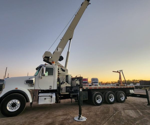 2013 NATIONAL NB30 30 TON CRANE BOOM 002