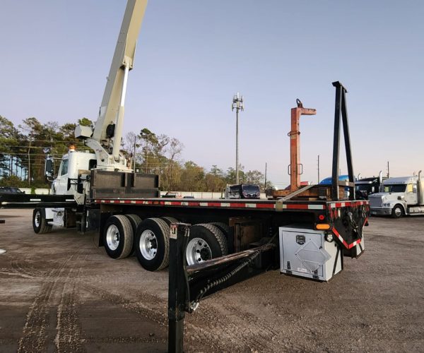 2013 NATIONAL NB30 30 TON CRANE BOOM 010