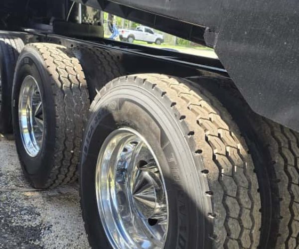 2013 PETERBILT 365 DUMP TRUCK TRI-AXLE WSTEEREABLE THIRD AXLE 018