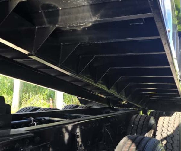 2013 PETERBILT 365 DUMP TRUCK TRI-AXLE WSTEEREABLE THIRD AXLE 027