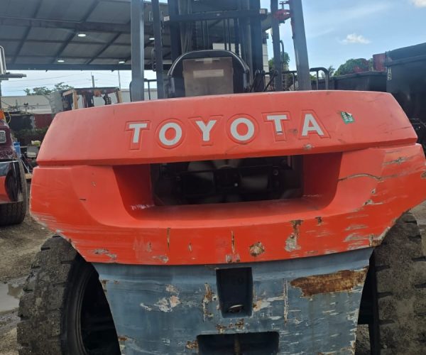 2013 TOYOTA 7FDU70 HEAVY DUTY FORKLIFT 15.500LB 004