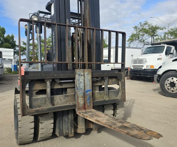 2013 TOYOTA FORKLIFT 8FD45U 8.250 LBS 008