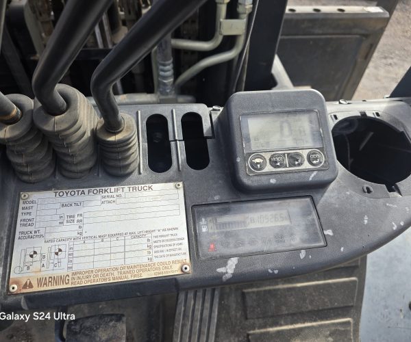 2013 TOYOTA FORKLIFT 8FD45U 8.250 LBS 010