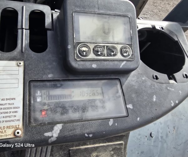 2013 TOYOTA FORKLIFT 8FD45U 8.250 LBS 011