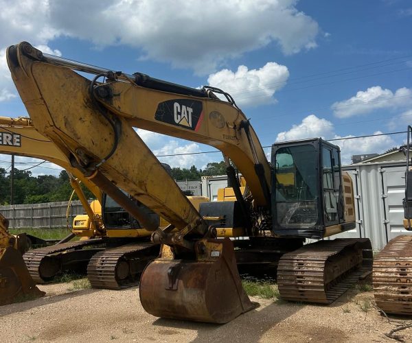 2014 CATERPILLAR 320E EXCAVATOR ENCLOSED CAB AC 001