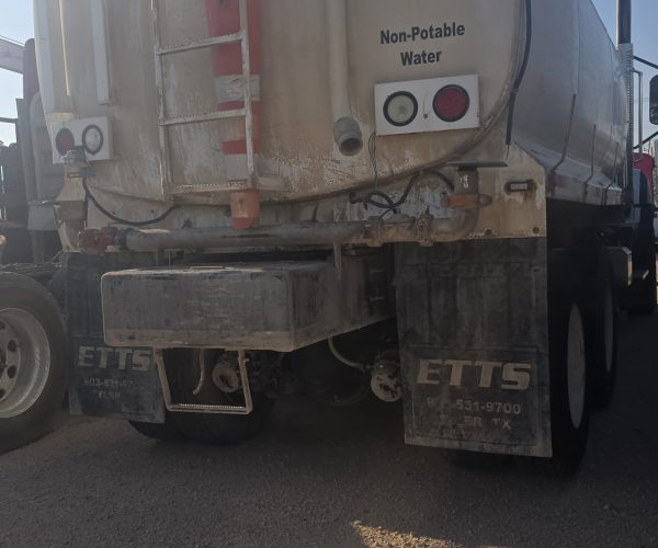 2014 CATERPILLAR CT660S TANDEM WATER TANK TRUCK 005
