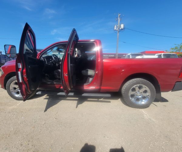 2014 DODGE RAM 1500 CREW CAB 4X4 007