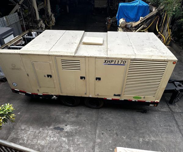 2014 DOOSAN XHP1170WCU× HIGH-PRESSURE AIR COMPRESSOR 005