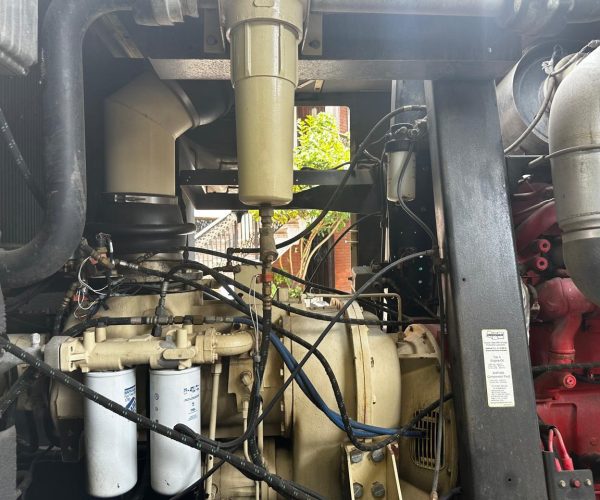 2014 DOOSAN XHP1170WCU× HIGH-PRESSURE AIR COMPRESSOR 009