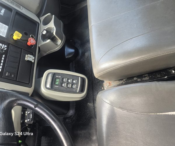 2014 FORD 550 4X4 UTILITY TRUCK DIESEL ALTEC AT40 45FT 009
