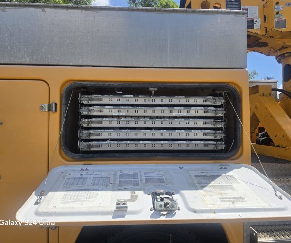 2014 FORD 550 4X4 UTILITY TRUCK DIESEL ALTEC AT40 45FT 024