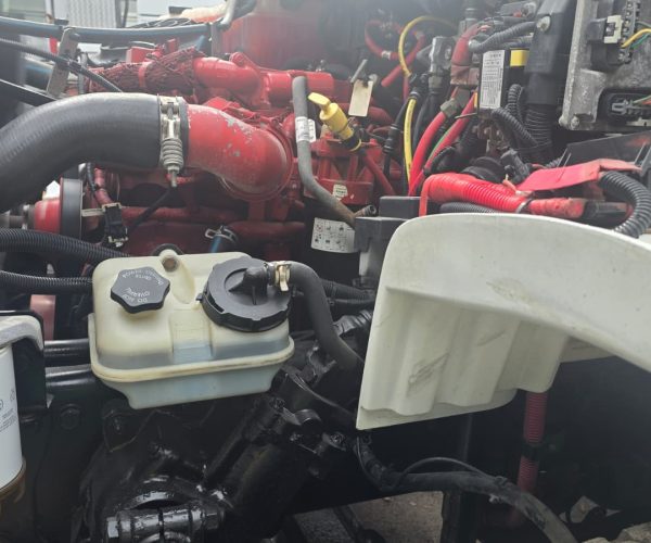 2014 FREIGHTLINER BUCKET TRUCK ALTEC S AA55 018