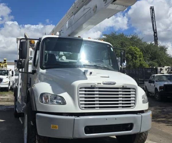 2014-FREIGHTLINER-BUCKET-TRUCK-ALTEC-S-AA55-024