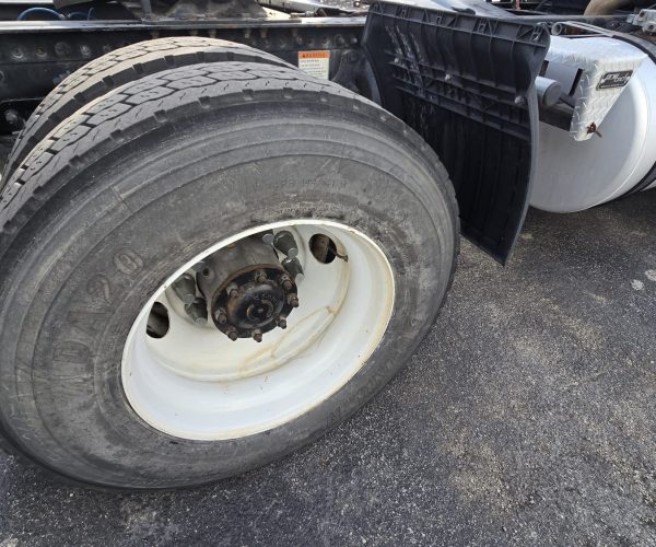 2014 FREIGHTLINER CASCADIA DAY CAB SINGLE AXLE 010