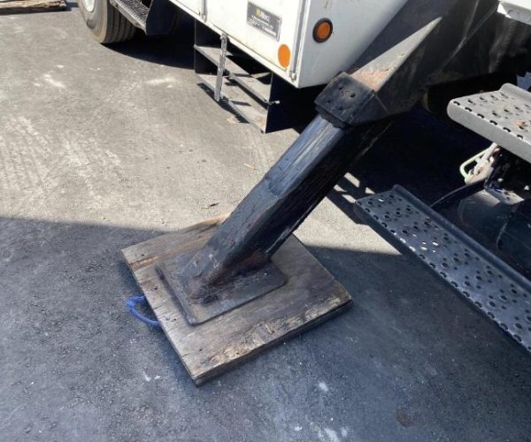 2014 INTERNACIONAL 4300 BUCKET TRUCK AL755 60FT REACH 027