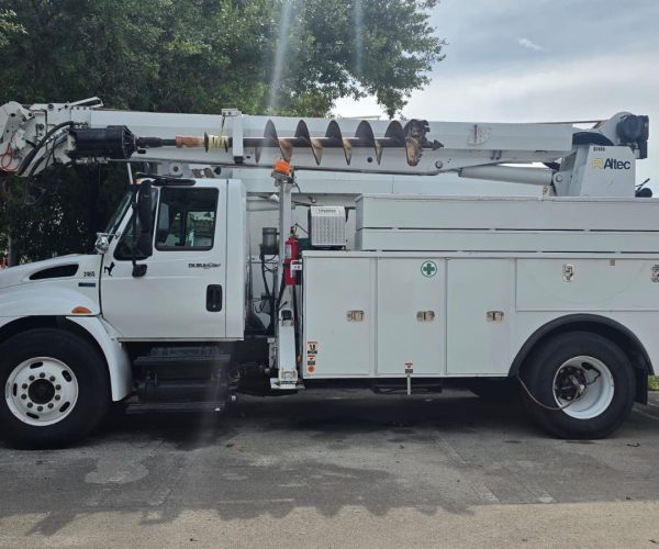2014 INTERNATIONAL DIGGER DERRICK ALTEC DM 47-TR 002