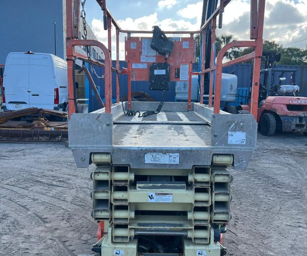 2014 JLG 2646 SCISSOR LIFT 004