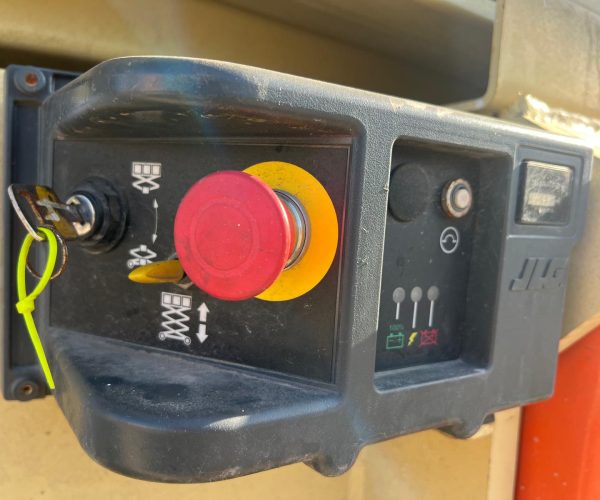 2014 JLG 2646 SCISSOR LIFT 010