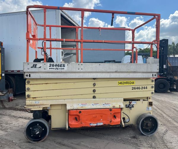 2014 JLG 2646ES ELECTRIC SCISSOR LIFT 001