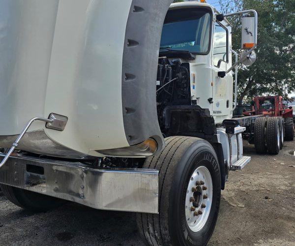 2014-MACK-GRANITE-CABIN-CHASSIS-15-FT-LONG-TANDEM-DOUBLE-FRAME NUEVAS 017