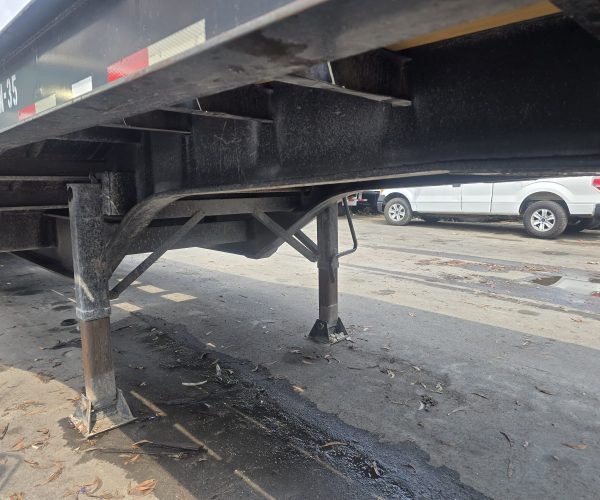 2014 PITTS LB52-38CS TRI-AXLE LOWBOY TRAILER 52 TONS 104,000 003