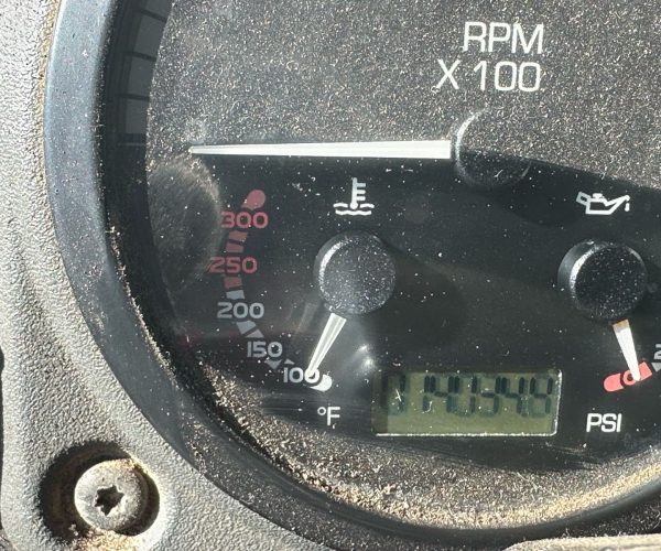 2014 PUTZMEISTER 36 METER CONCRETE PUMP MOUNTED ON A 2014 MACK MRU613 005