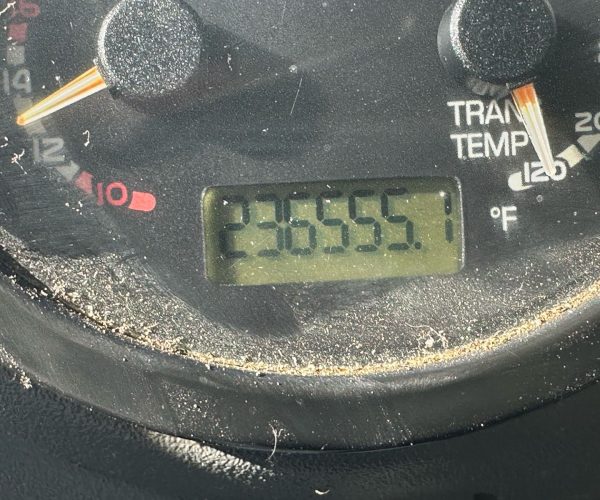 2014 PUTZMEISTER 36 METER CONCRETE PUMP MOUNTED ON A 2014 MACK MRU613 006