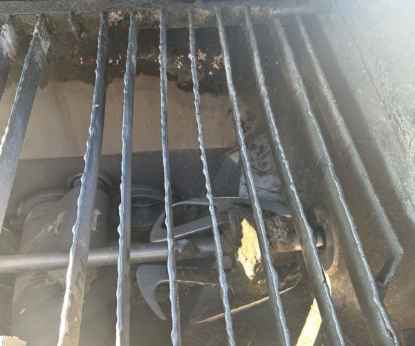 2014 PUTZMEISTER 36 METER CONCRETE PUMP MOUNTED ON A 2014 MACK MRU613 010