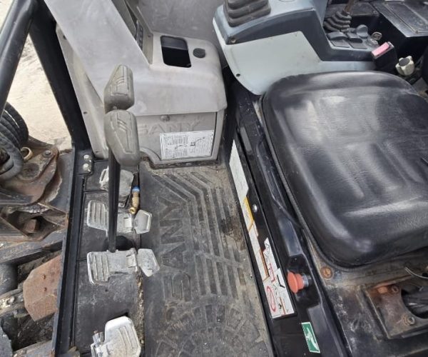 2014 SANY SY35U MINI EXCAVATOR 007