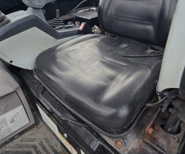 2014 SANY SY35U MINI EXCAVATOR 009