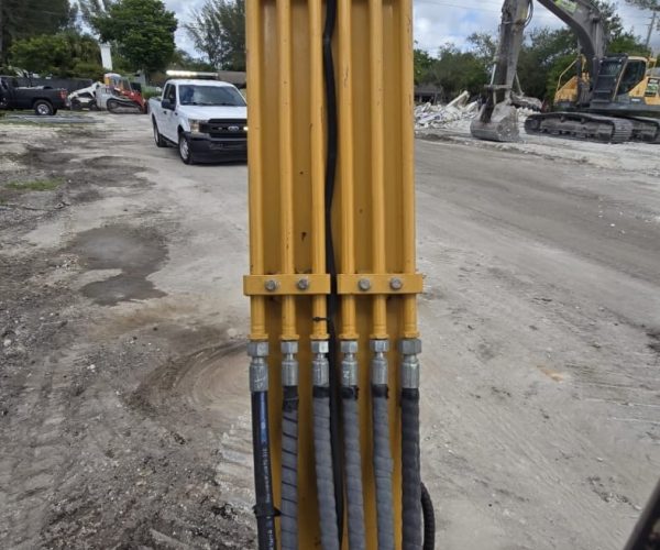 2014 SANY SY35U MINI EXCAVATOR 012