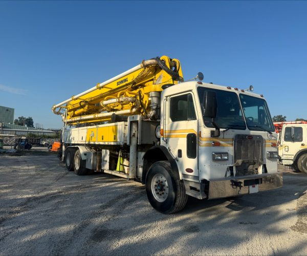 2014 SCHWING 39 METERS MOUNTED ON 2014 PETERBILT P320 001