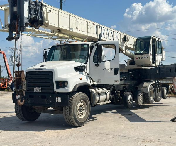 2014 TEREX 4500 X045-129 CROSSOVER BOOM TRUCK 45 TONS CRANE 105 FT BOOM 001