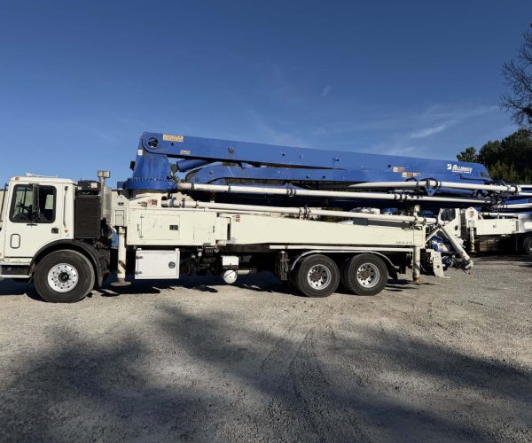 2015 ALLIANCE 41METERS CONCRETE PUMP MOUNTED ON 2015 MACK MRU613 001