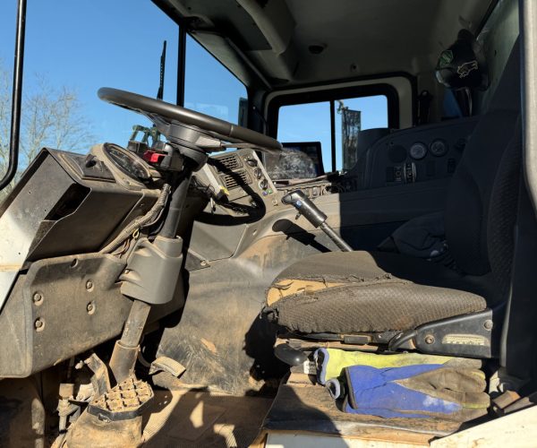 2015 ALLIANCE 41METERS CONCRETE PUMP MOUNTED ON 2015 MACK MRU613 006