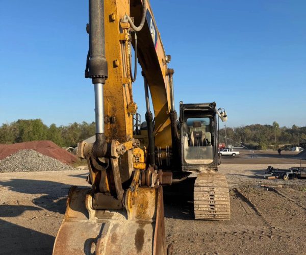 2015 CATERPILLAR 326 FL EXCAVATOR CAB 003