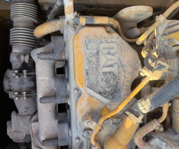 2015 CATERPILLAR 326 FL EXCAVATOR CAB 006